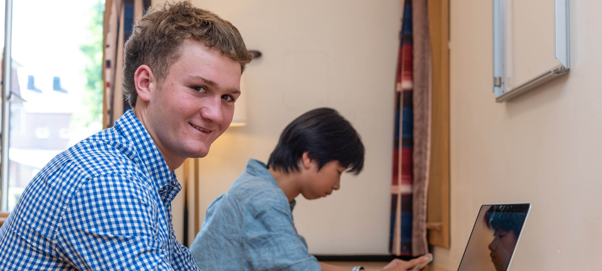 header_0095_sg2-9501